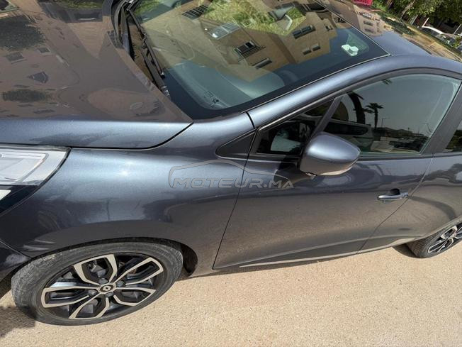 Clio 4 automatique diesel modele 2021   