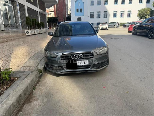 AUDI A4 S LINE - PREMIÈRE MAIN - EXCELLENT ÉTAT 