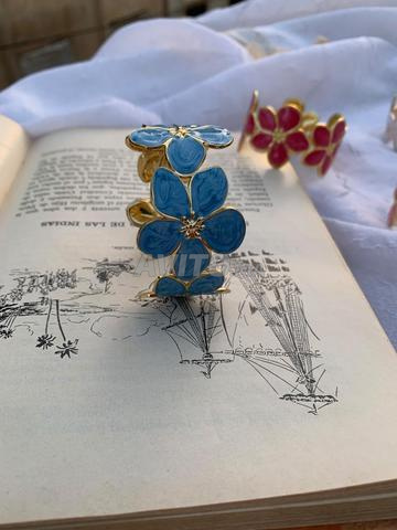 Bracelets, colliers et bagues - 2