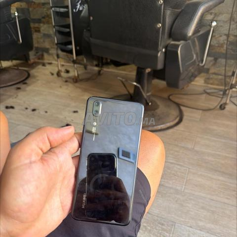p20 بحالة جيدة جداً - 2