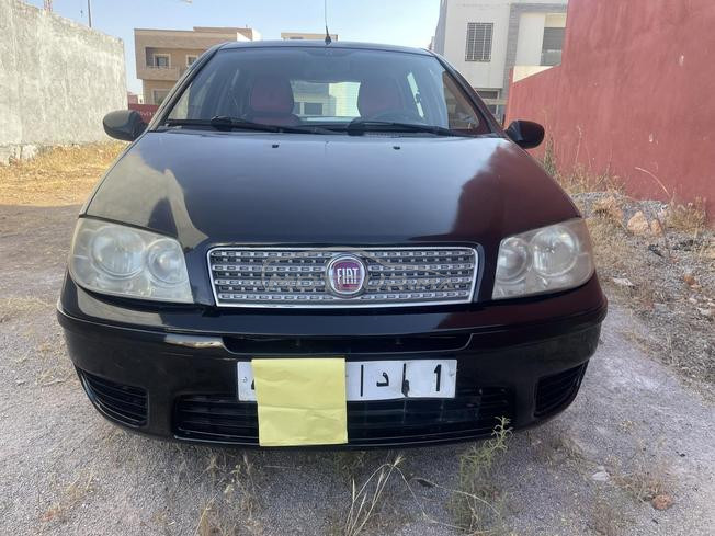 Fiat Punto Essence Manuelle 2011 à Fès