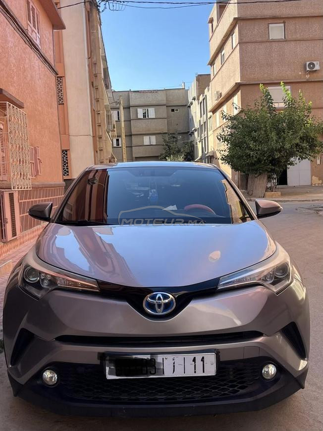 Toyota C-HR Essence Automatique 2018 à Meknès