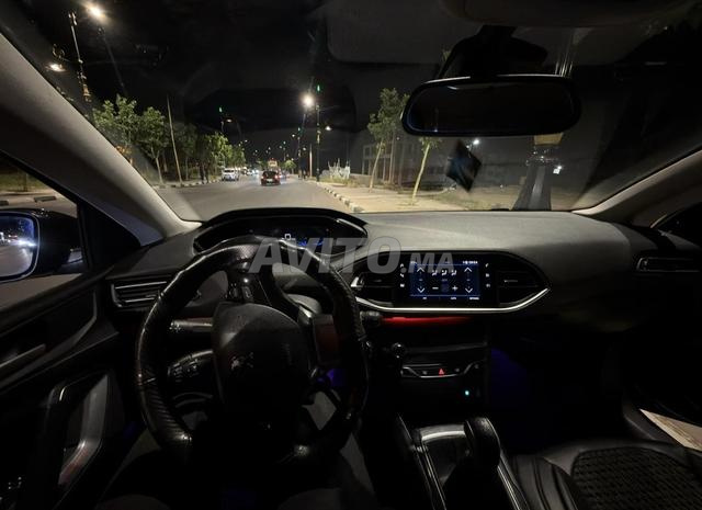 Peugeot 308 2021