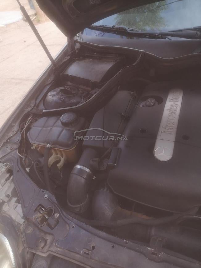 Mercedes-Benz 220 Diesel Manuelle 2002 à Tinghir