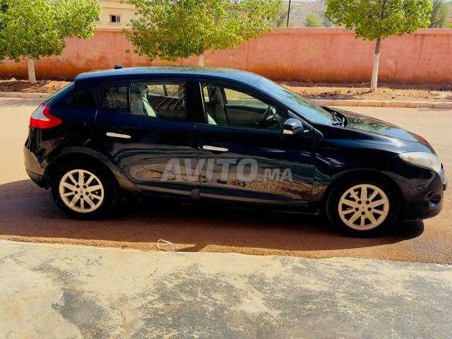 Renault Megane Diesel Manuelle 2012 à Khénifra - 2