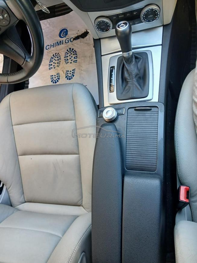 Mercedes-Benz 220 Diesel Automatique 2008 à Rabat