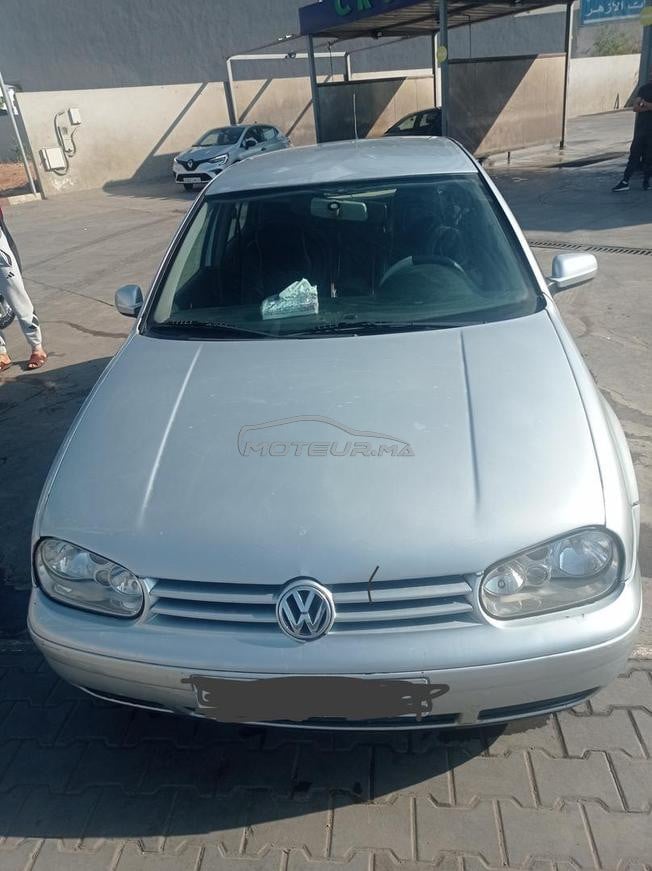 فولكس فاجن غولف 4 ديزل يدوي 2000 في الدار البيضاء
