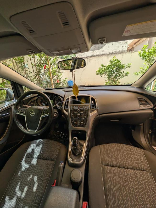 Opel Astra Diesel Manuelle 2019 à Rabat