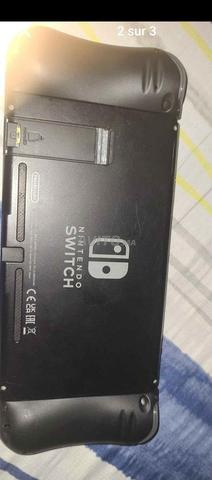 Switch Nintendo V2 avec FIFA 24 en ligne - 2