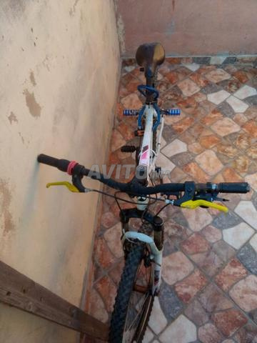 Vélo en bon état avec ordinateur gratuit - 2