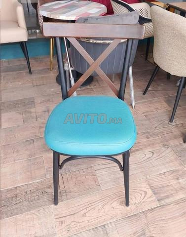 chaise table café restaurant H2
