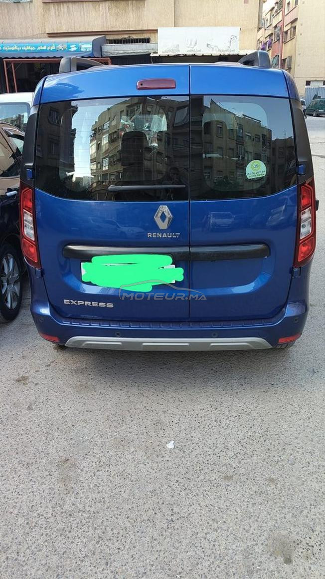 رونو اكس بريس 