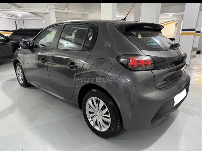 Peugeot 208 Diesel Manuelle 2024 à Rabat