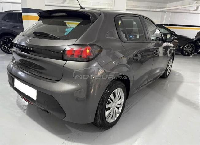 Peugeot 208 Diesel Manuelle 2024 à Rabat