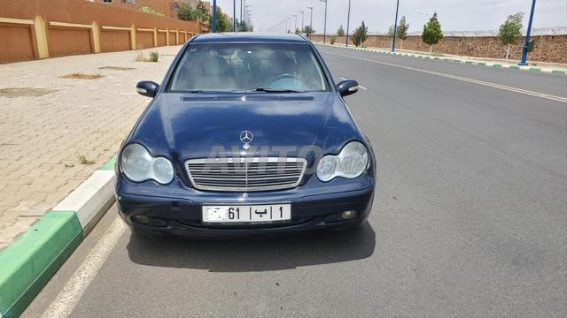 مرسيدس C220