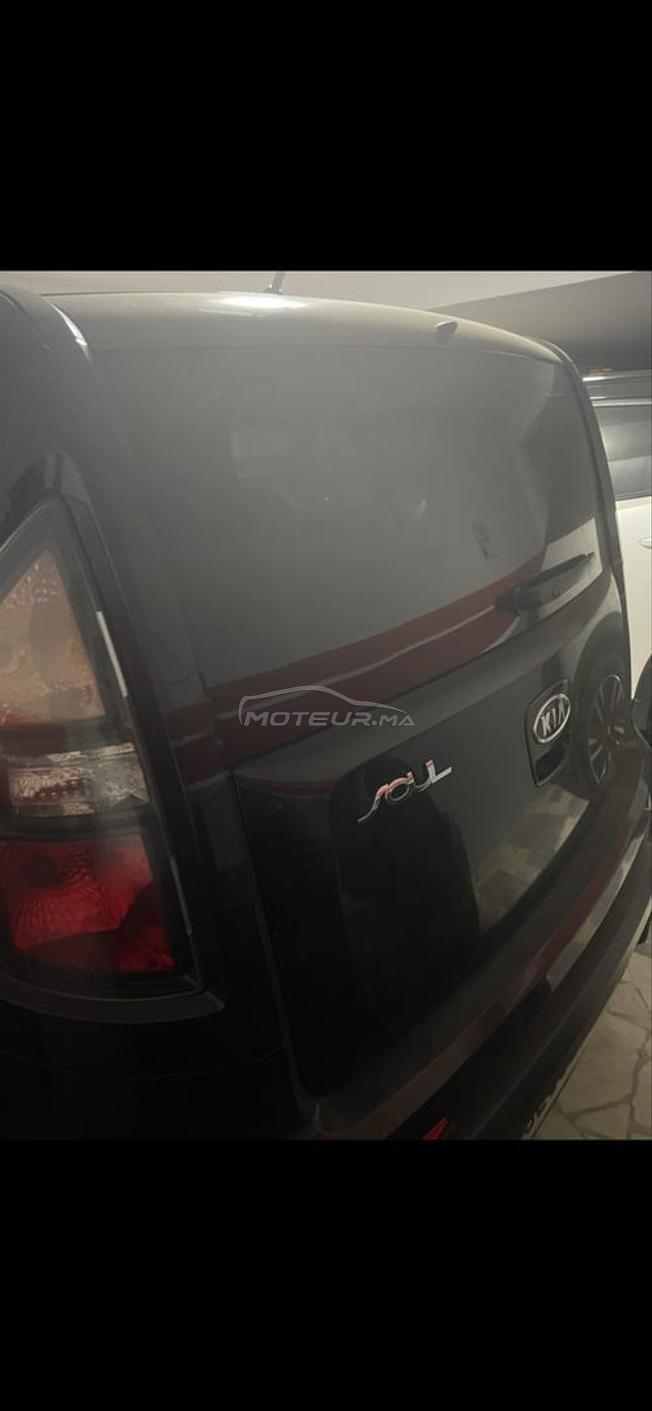 je met en vente une kia soul très bon état 