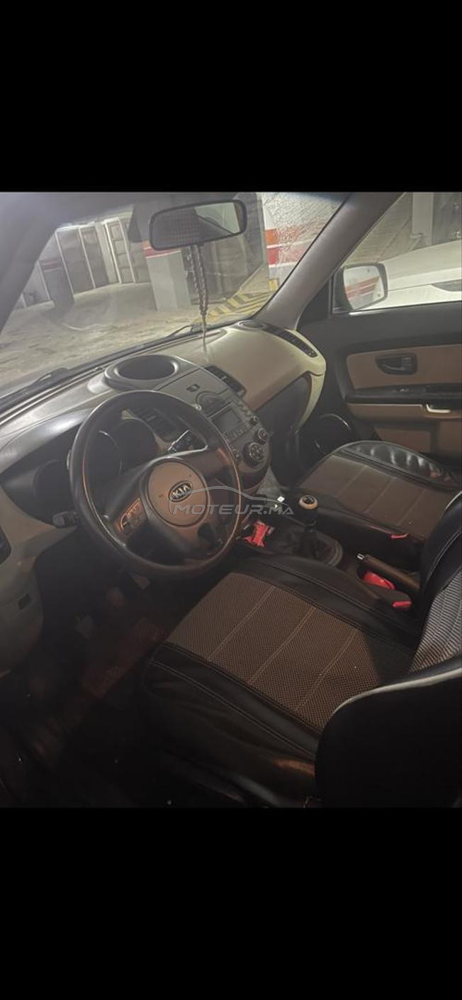 je met en vente une kia soul très bon état 