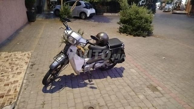 Moto Highland utilisation 5 pour ceux qui veulent acheter (propre)