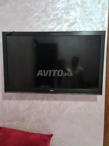 تلفزيون LG 42 للبيع - 2
