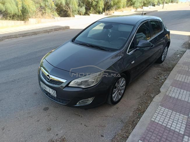 je met en vente mon voiture d un très bon état 