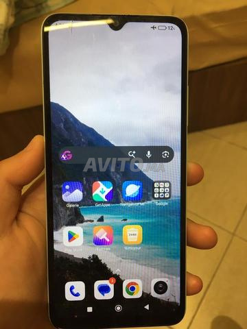 Redmi 12c bon état 64go (négociable) - 2
