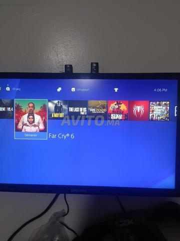 PS4 Slim jailbreakée v12.52 1000GB état neuf - 2