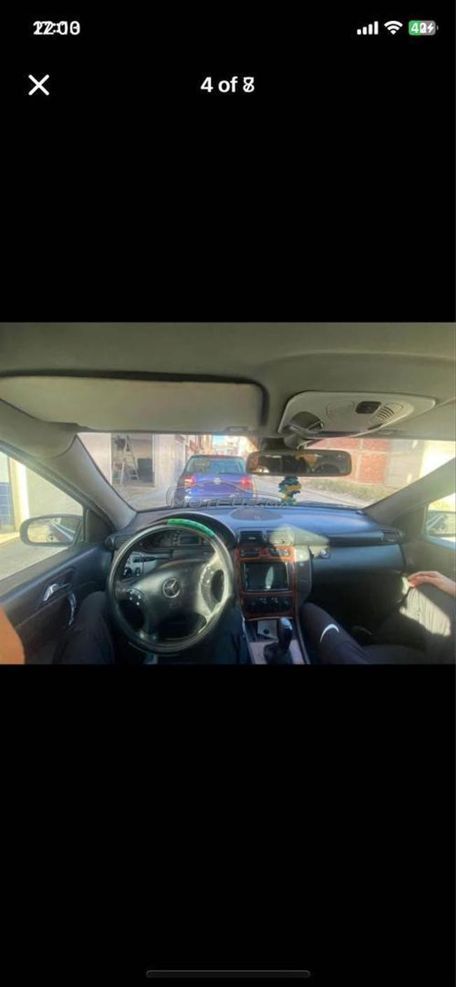 سيارة مرسيديس  220 w203  ممكن روبريز لي بغا
