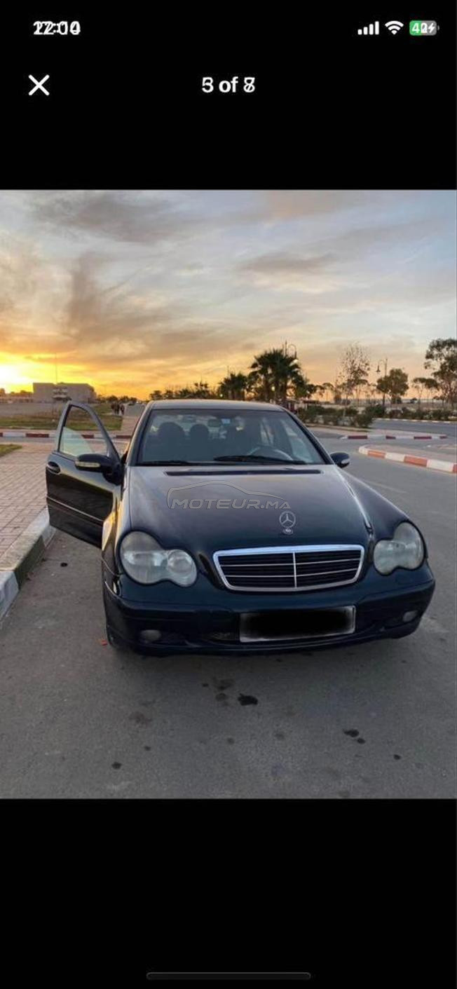 سيارة مرسيديس  220 w203  ممكن روبريز لي بغا