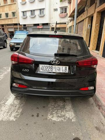 i20 بحالة جيدة عدد كيلومترات قليل - 2