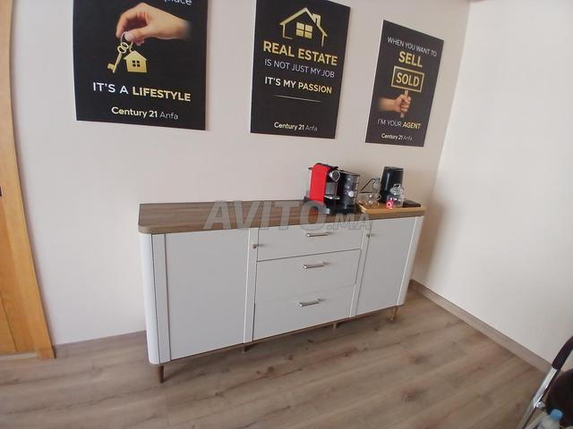 Buffet neuf avec portes et tiroirs - 2