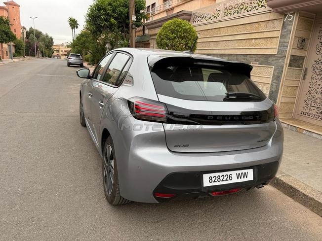 Peugeot 208 hybride 2026