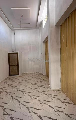 محل تجاري بموقع جيد - 2