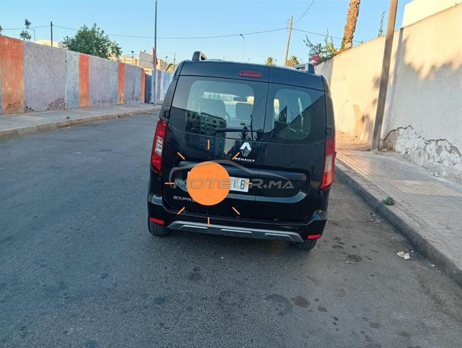 Renault Express Diesel 1er main 2022 à Casablanca