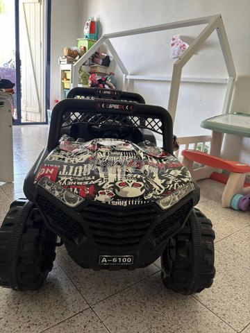 Voiture électrique pour enfant