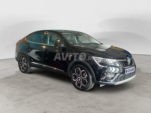 RENAULT. Arkana