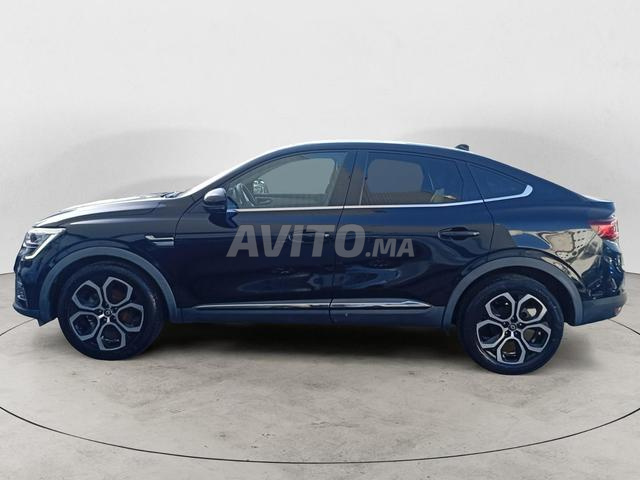 RENAULT. Arkana - 2
