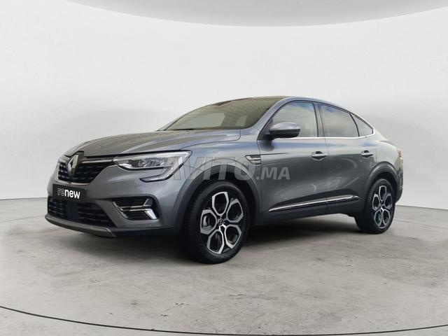 RENAULT. Arkana