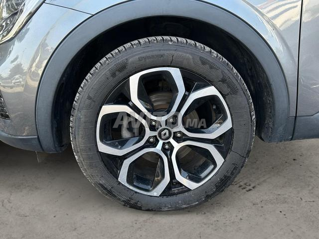 RENAULT. Arkana