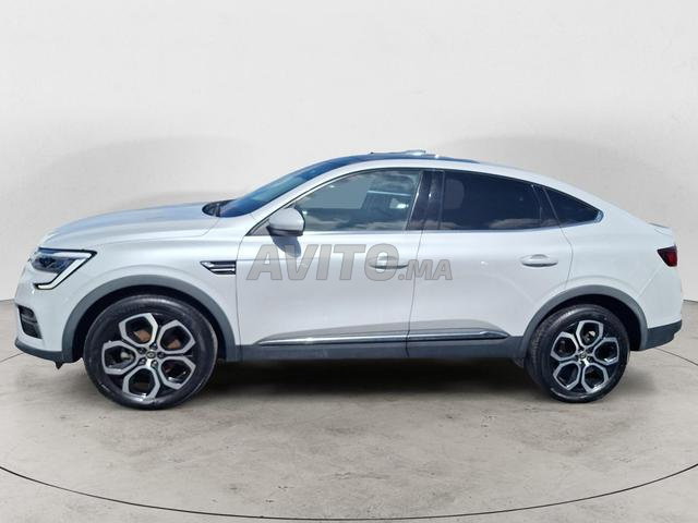 RENAULT. Arkana - 2