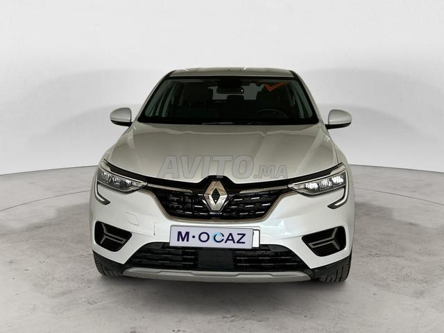 RENAULT. Arkana