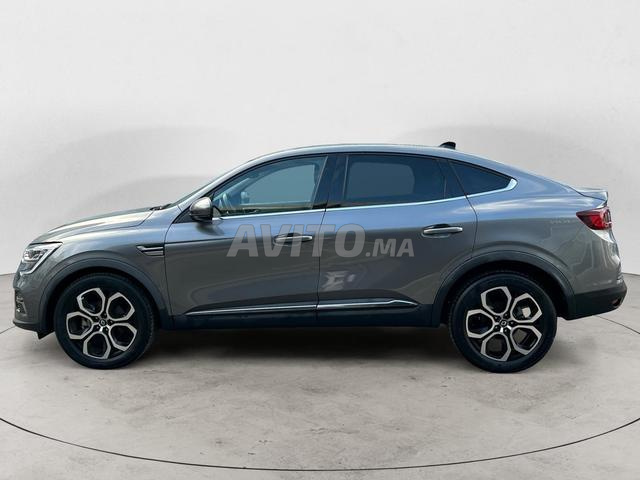 RENAULT. Arkana - 2