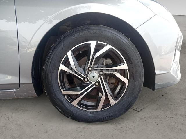 HYUNDAI. i20