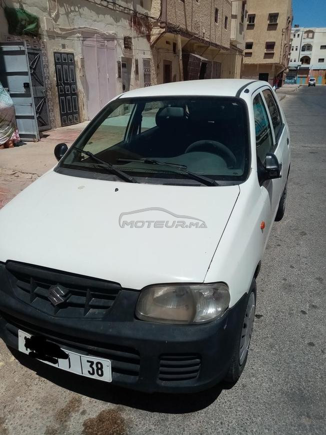 العيون الساقية الحمراء 
