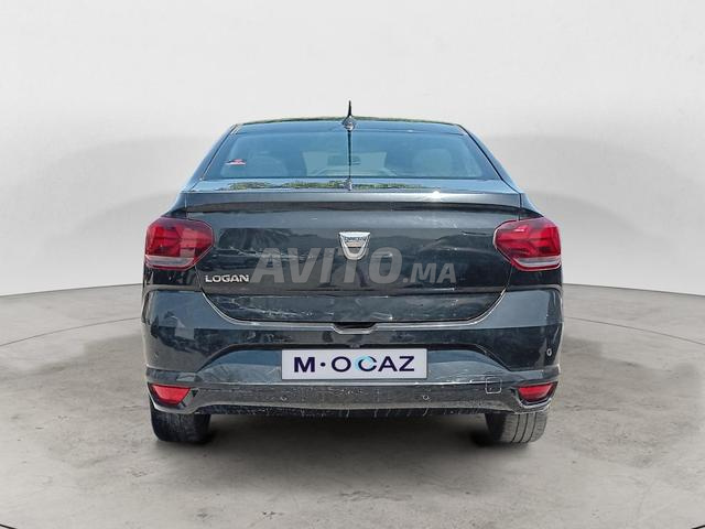 DACIA. Logan