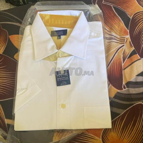 Chemise blanche homme neuve à prix bas et rare pour taille 41-42.