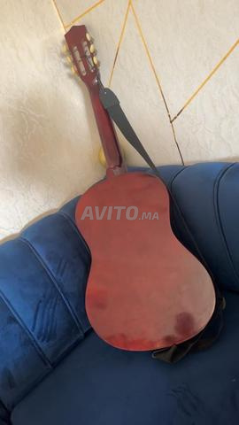 جيتار 🎸 كلاسيكي بحالة شبه جديدة. - 2