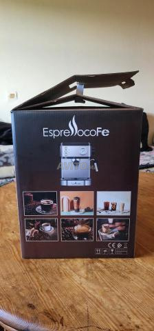 Extracteur de café et appareil photo Canon - 2