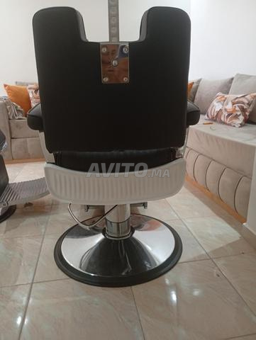 Chaise de coiffure neuve - 2