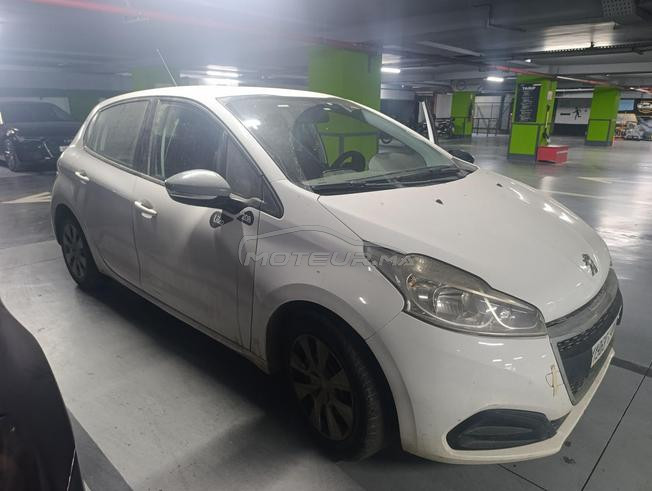 Peugeot 208, model 2017