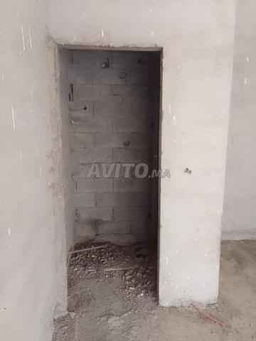 محل للبيع - 2